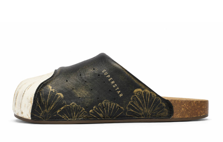 Adidas Originals Adimule Closed Toe Slippers Unisex