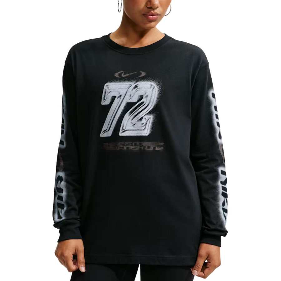 Nike Nike Sportswear T Shirts Women's Black Crew Neck Moderate Straight Fit