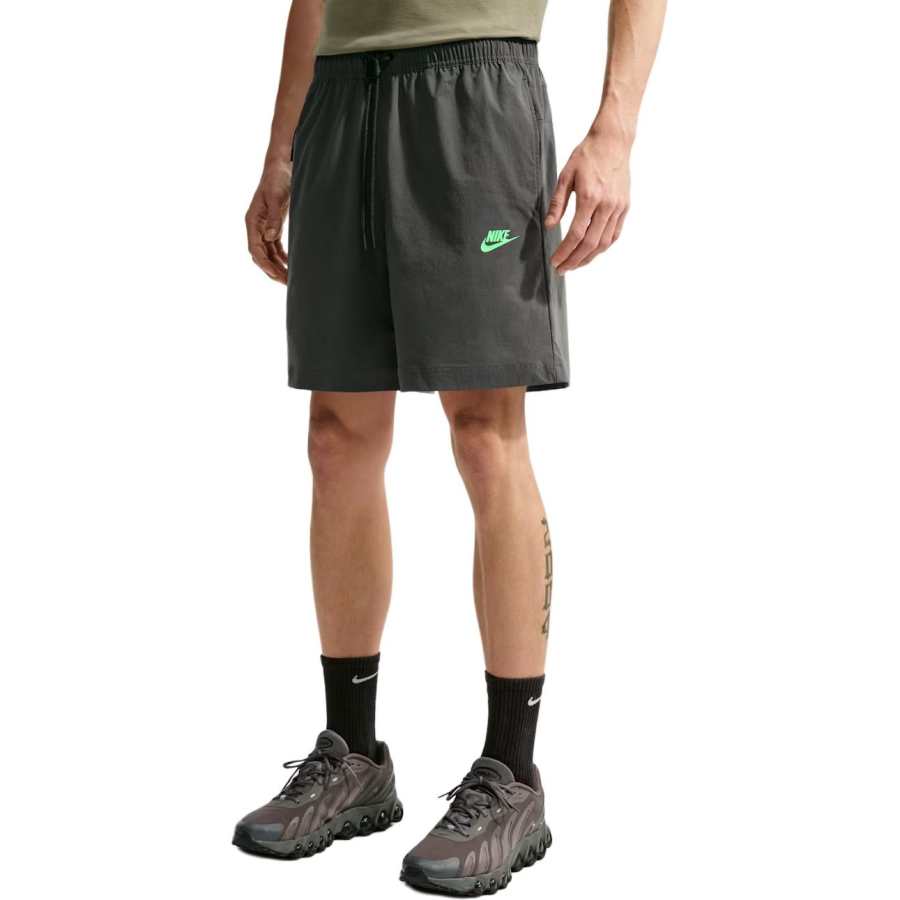 Nike Nike Casual Shorts Men's Dark Charcoal Gray Moderate Straight Fit