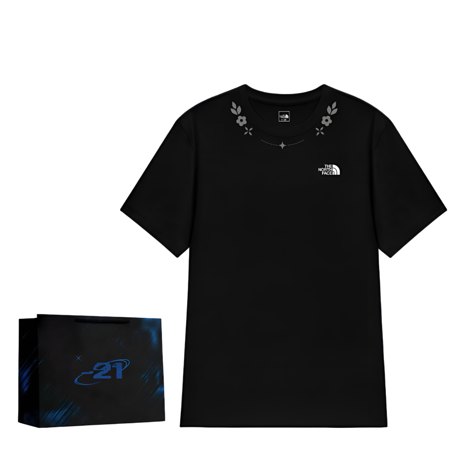 THE NORTH FACE T Shirts Unisex Black Crew Neck Moderate Straight Fit