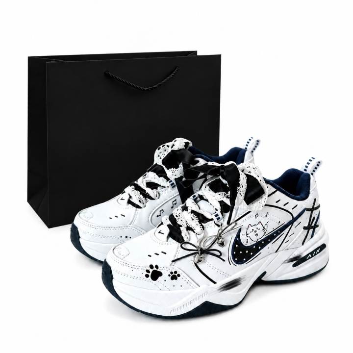 Nike Nike Air Monarch 4 Chunky Sneakers Unisex Low Top White/Black/Silver