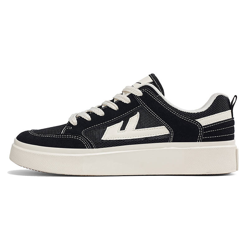 WARRIOR WARRIOR Canvas Shoes Men's Low Top Black/Gray/Brown