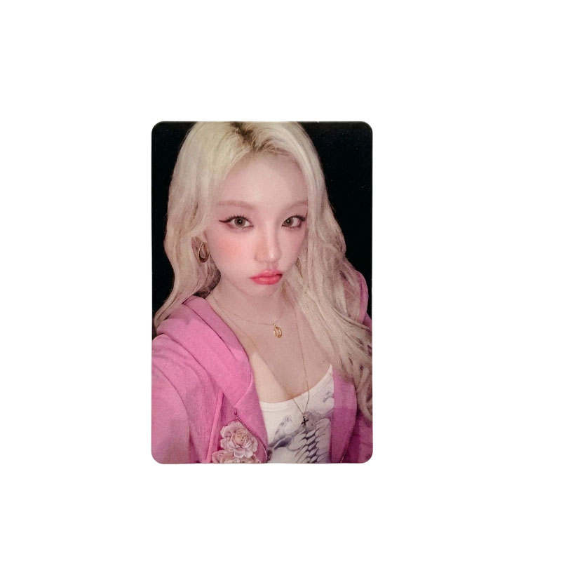 CUBE ENTERTAINMENT G I DLE Song Yuqi, Exclusive Card Ver.13 Album Photo Card Photocards 1 Pc