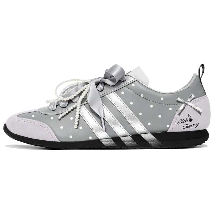 Adidas Adidas VS JOG 2.0 German Army Trainers Unisex Low Top White Black