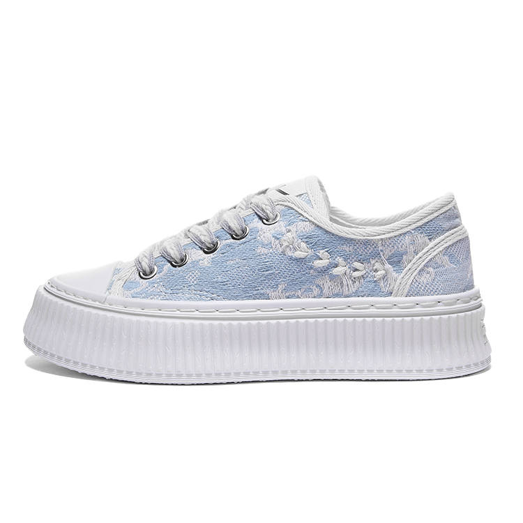 WARRIOR Skateboard Shoes Women's Low Top Light Blue Beige
