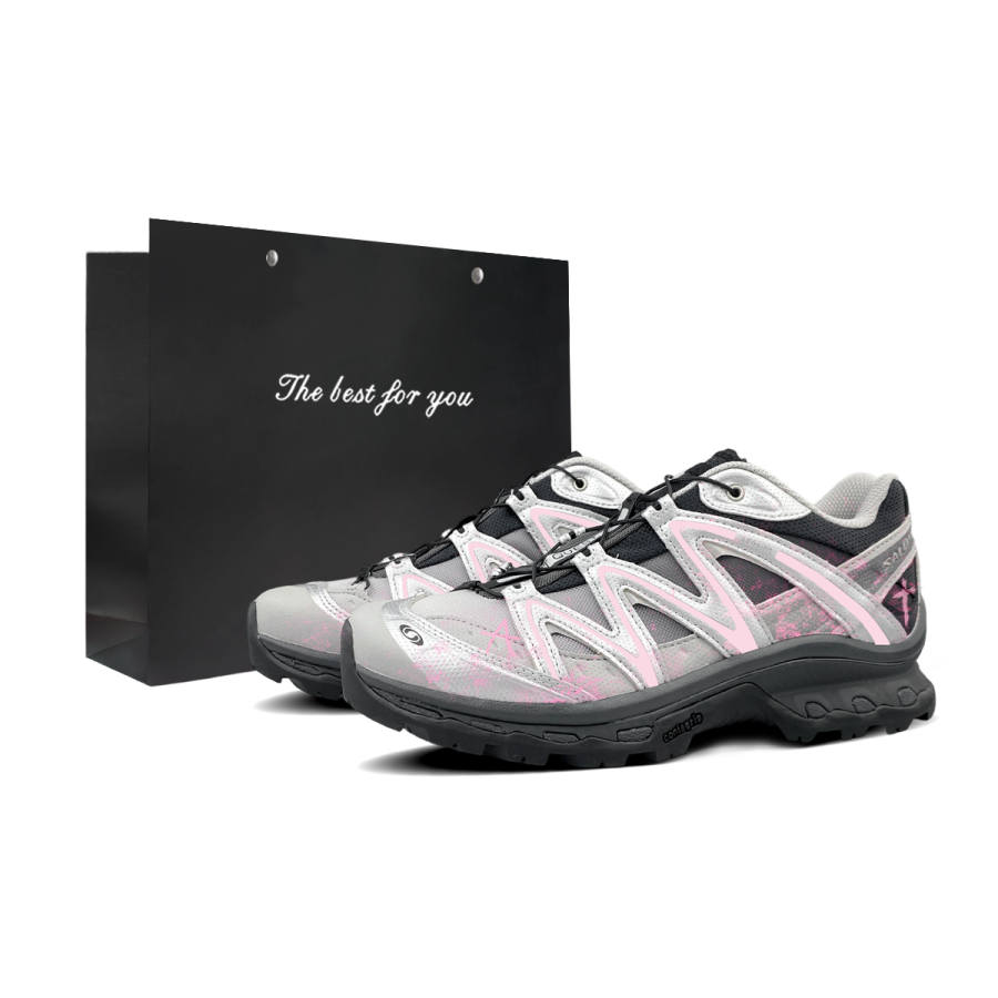 SALOMON XT Quest Running Shoes Unisex Low Top Pink