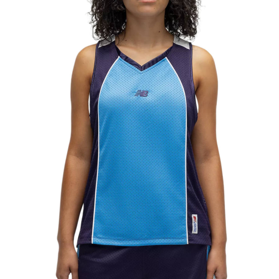 New Balance New Balance Basketball Jerseys Women's Fan Blue V Neck Moderate Straight Fit