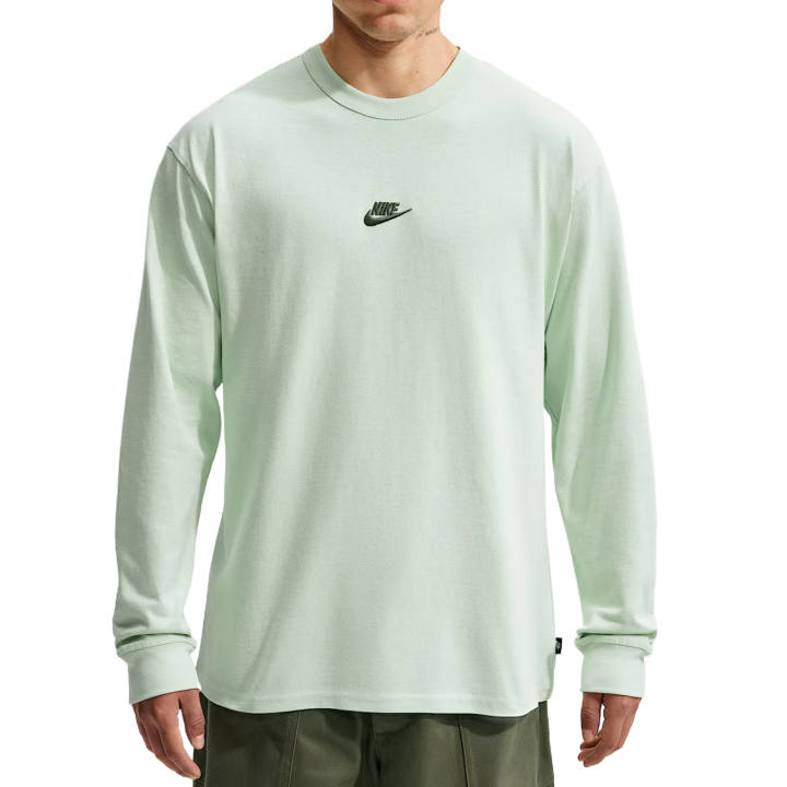 Nike Nike Sportswear T Shirts Men's Jade Halo Crew Neck Moderate