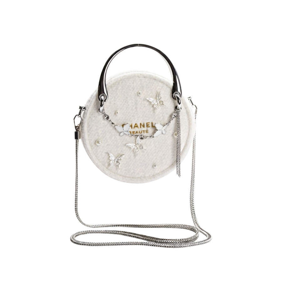 CHANEL Makeup & Toiletry Bags Unisex