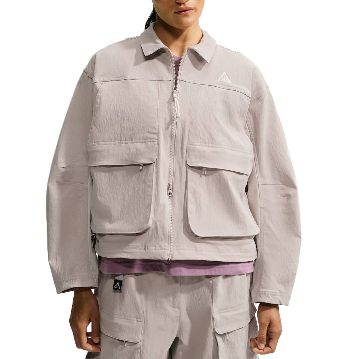 Nike Nike Jackets Women's Cream II/Light Orewood Brown/Light Red/Peak White Lapel Moderate