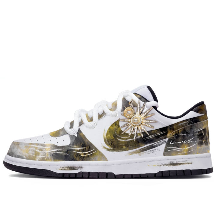 Nike Nike Big Skateboard Shoes Unisex Low Top Black/Gold/White