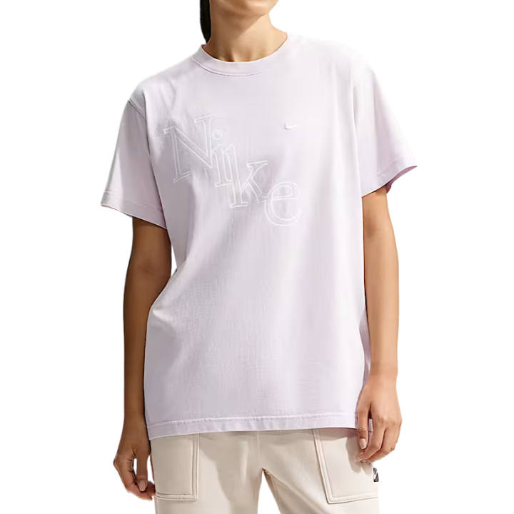 Nike Nike Sportswear Classics T Shirts Women's Bleached Lilac Crew Neck Moderate
