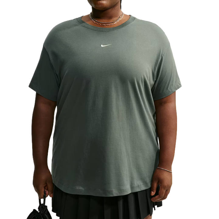 Nike Nike Sportswear Classics T Shirts Women's Green Camouflage Crew Neck Moderate