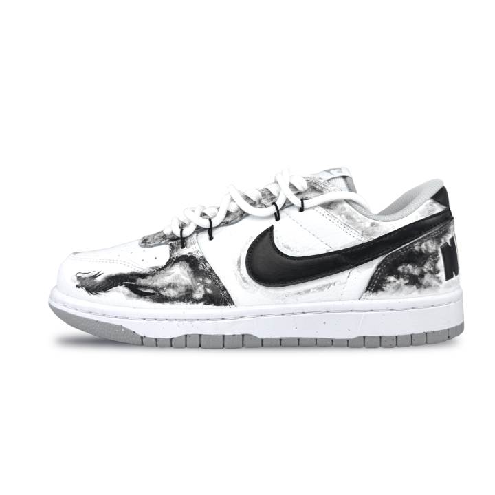 Nike Nike Big Skateboard Shoes Men's Low Top Gray