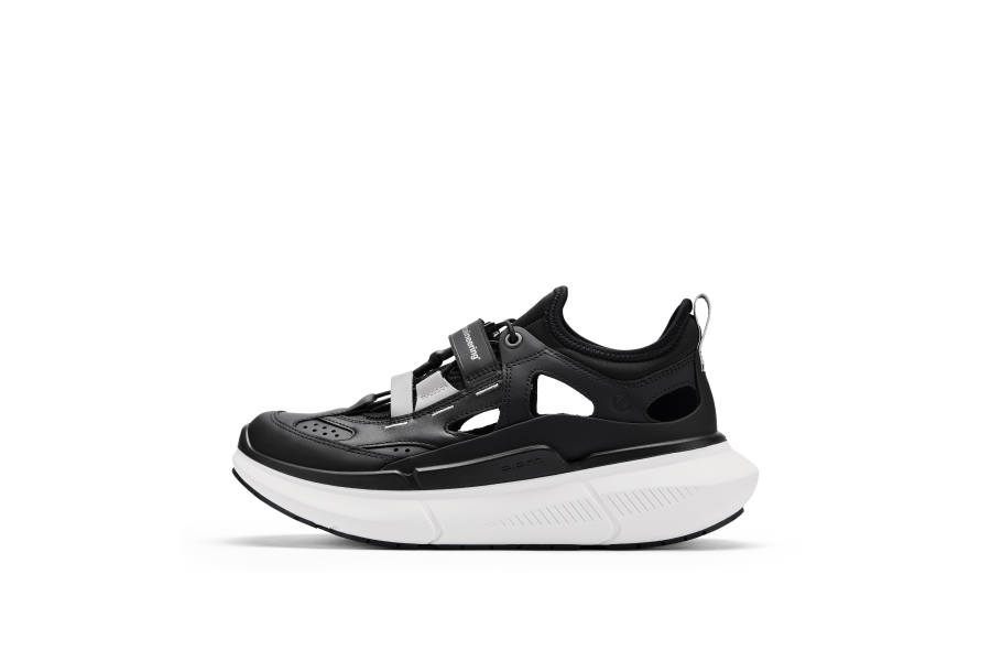 Ecco Biom 2.2 MAX Casual Shoes Women's Low Top Black & White
