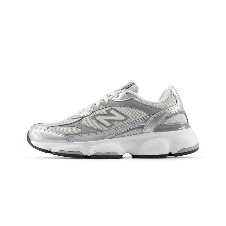 New Balance New Balance NB 603 Chunky Sneakers Women's Low Top Silver