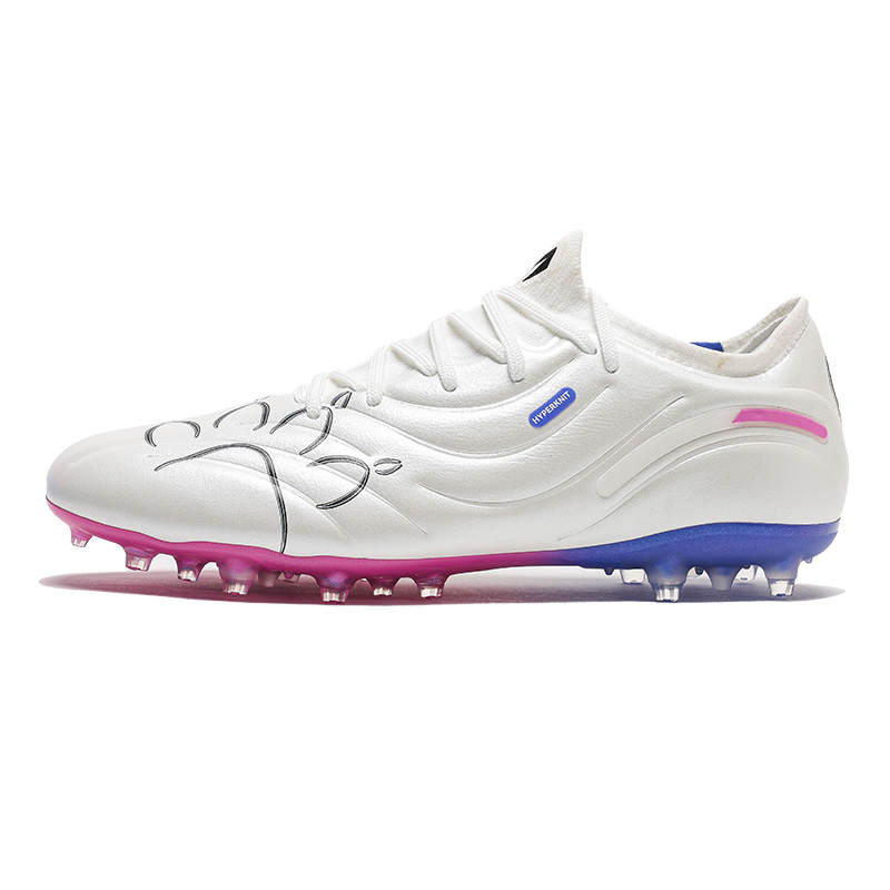 KELME Master 2.0 MG Multi Ground Cushioning Slip Resistant Abrasion Resistant Soccer Shoes Unisex White