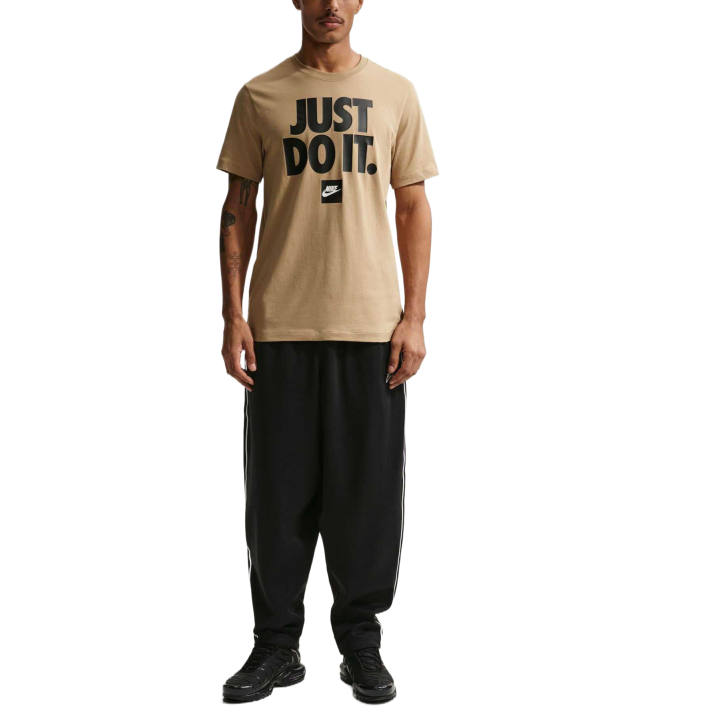 Nike Nike Sportswear T Shirts Men's Parachute Beige Crew Neck Moderate