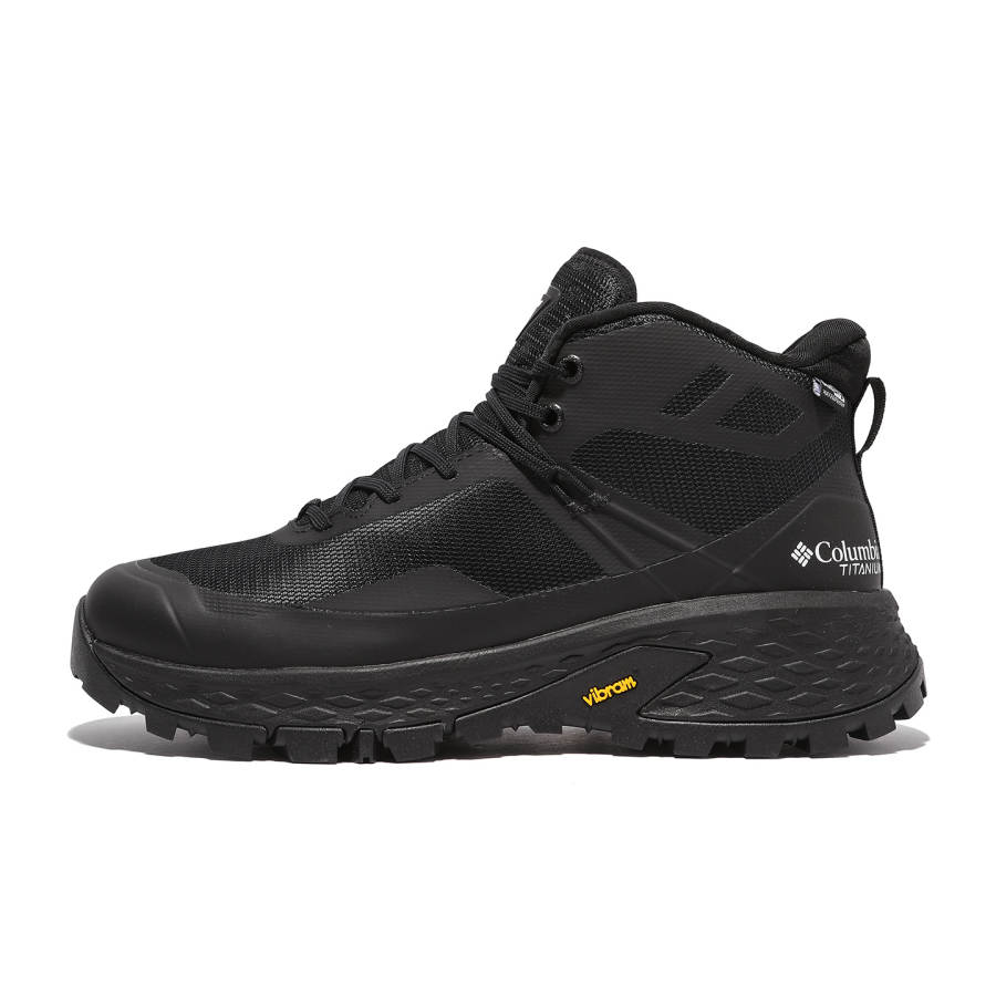 Columbia Mountaineering & Hiking Shoes Men's Mid Top Black