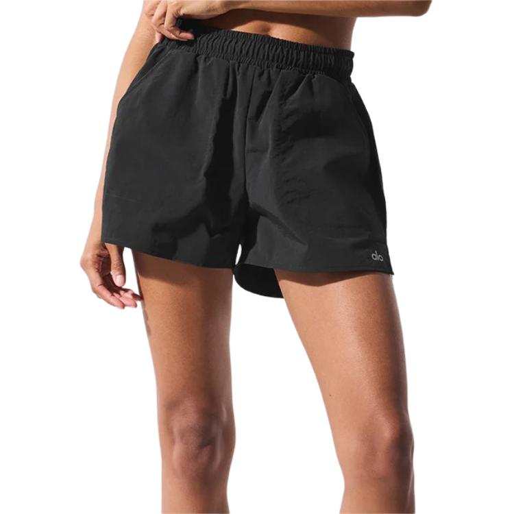 Alo Yoga Casual Shorts Women's Moderate