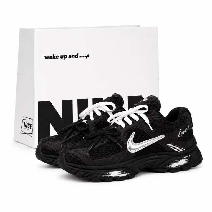 Nike Nike V5 RNR Running Shoes Unisex Low Top Black/Silver