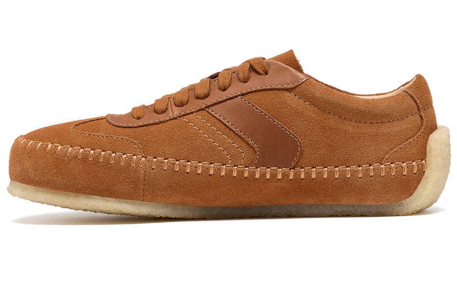 Clarks Casual Shoes Unisex Low Top Yellow