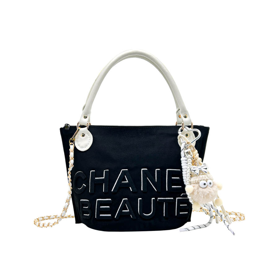 CHANEL Makeup & Toiletry Bags Unisex
