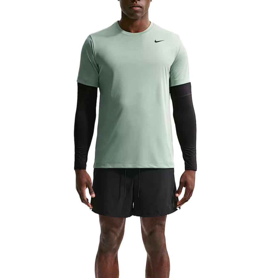 Nike Nike Fitness Clothing Men's Steam/Black Crew Neck Moderate