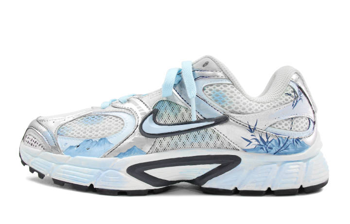 Nike Nike V5 RNR Running Shoes Women's Low Top Silver/Blue