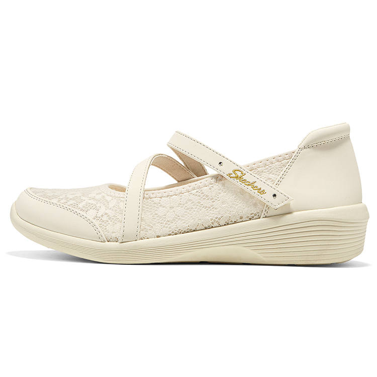 Skechers Modern Comfort Breathable Low top Casual Shoes Women's