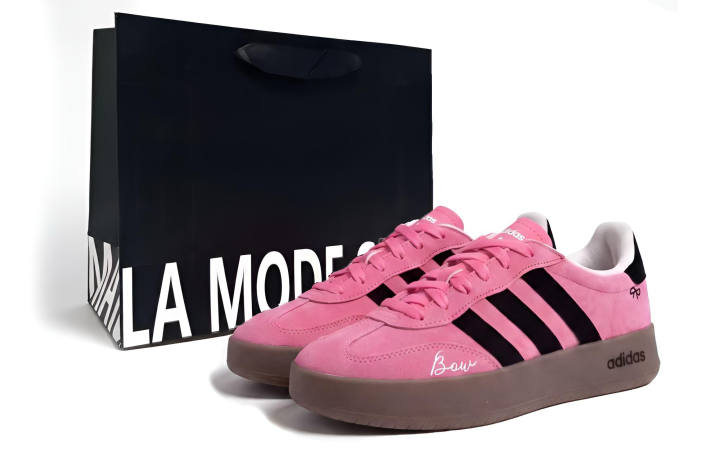 Adidas Adidas BARREDA German Army Trainers Unisex Low Top Pink/Black