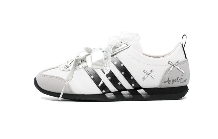 Adidas Adidas VS JOG 2.0 German Army Trainers Unisex Low Top Black/White