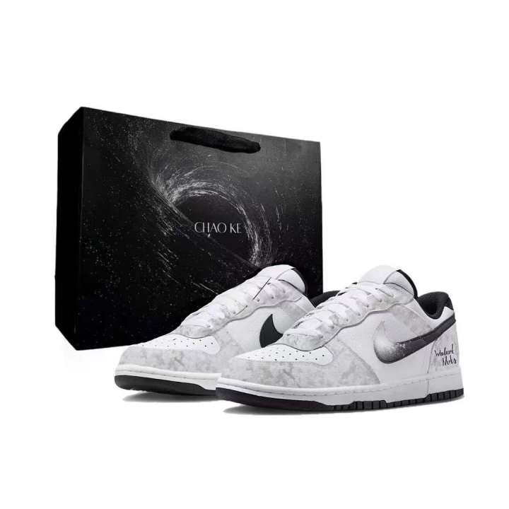 Nike Nike Big Skateboard Shoes Men's Low Top White