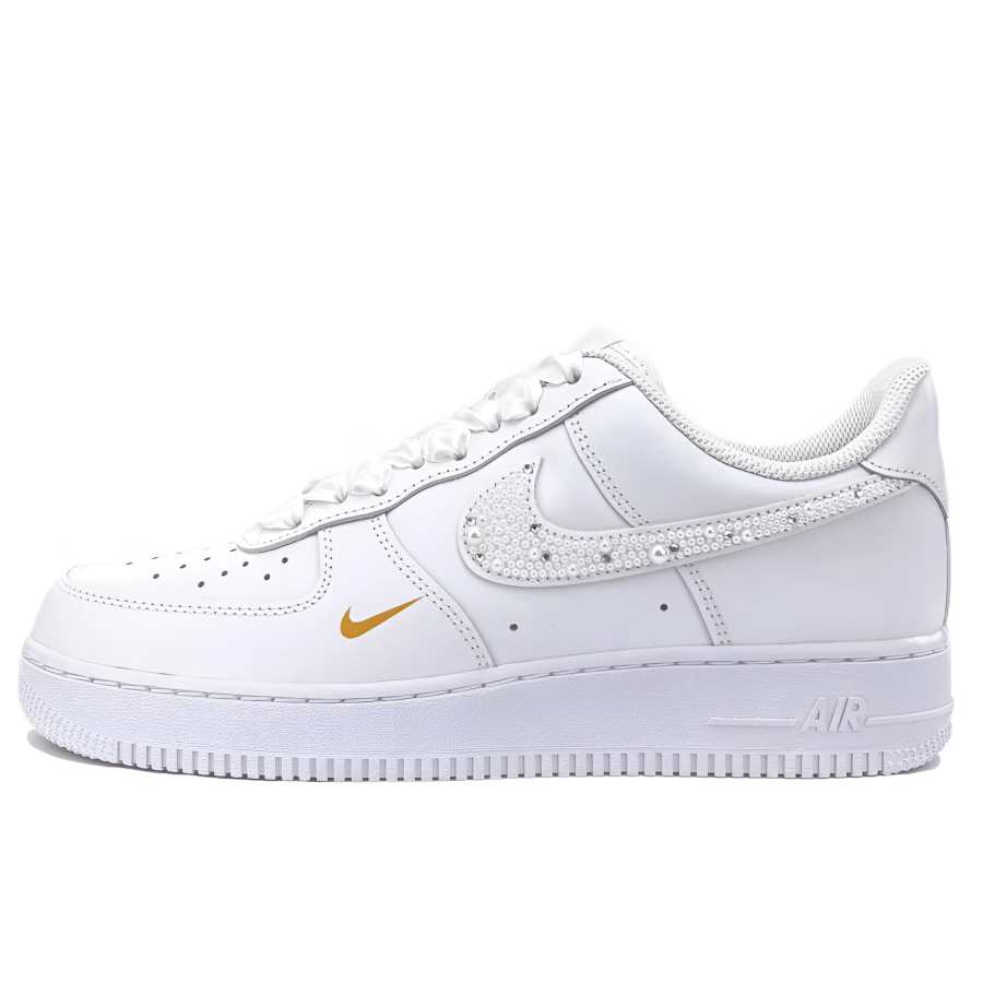 Nike Nike Air Force 1 Skateboard Shoes Women's Low Top White/Gold