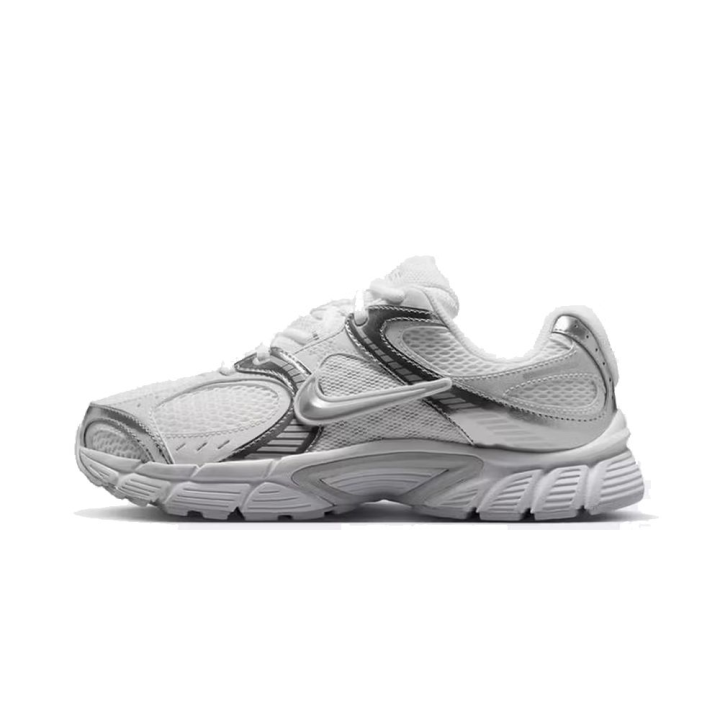 Nike Nike V5 RNR Running Shoes Women's Low Top White