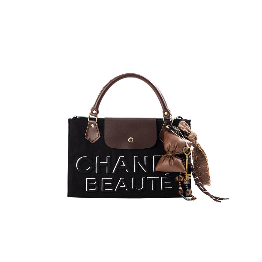 CHANEL CHANEL Makeup & Toiletry Bags Unisex