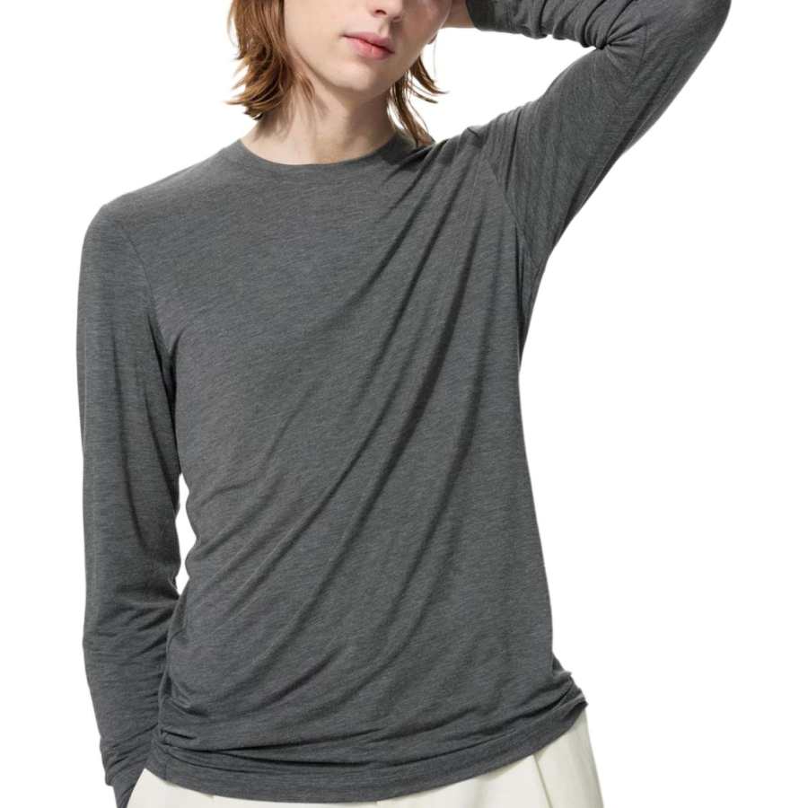 UNIQLO FW26 T Shirts Men's 08 Dark Gray Crew Neck Thin