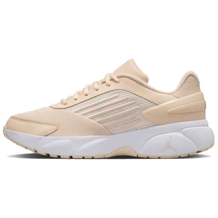 Jordan Jordan TRUNNER FLOW Running Shoes Women's Low Top Light Brown/White/Light Ivory