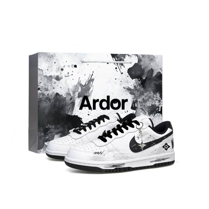 Nike Nike Dunk Skateboard Shoes Men's Low Top White