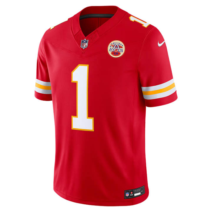 Nike Nike Sportswear Men's Red V Neck Moderate