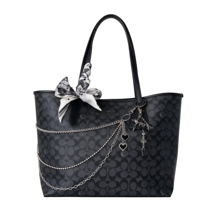 COACH COACH Shoulder Bags