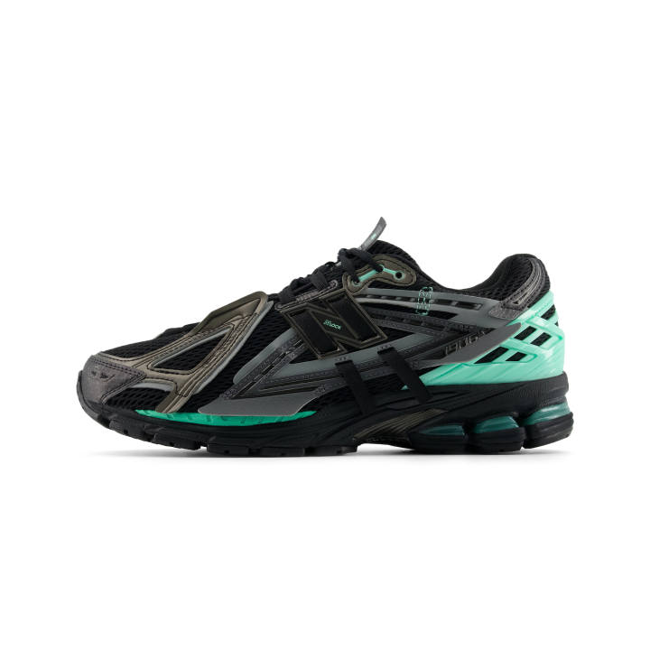New Balance New Balance 1906A Chunky Sneakers Unisex Low Top Black/Gray/Light Green