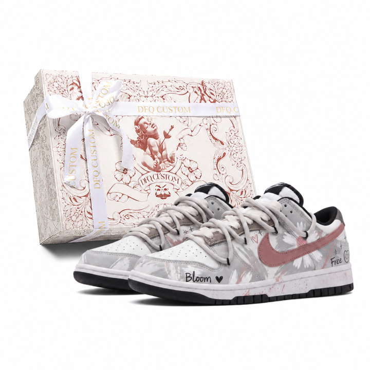 Nike Nike Dunk Skateboard Shoes Unisex Low Top Gray Black White