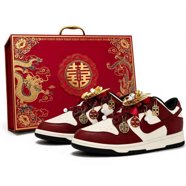 Nike Nike Dunk Skateboard Shoes Unisex Low Top Beige, Red