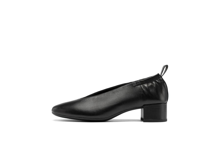Ecco Women's Casual Shoes Women's High Top Black