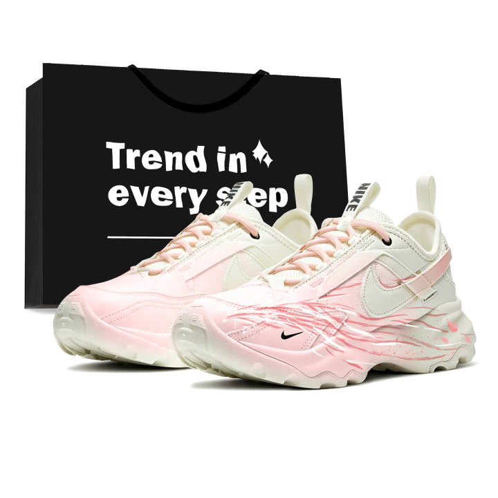 Nike Nike TC 7900 Casual Shoes Women's Low Top White/Pink