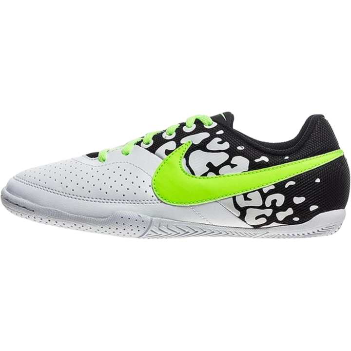 Nike Nike Sunray Protect 2 Kids' Soccer Shoes Kids